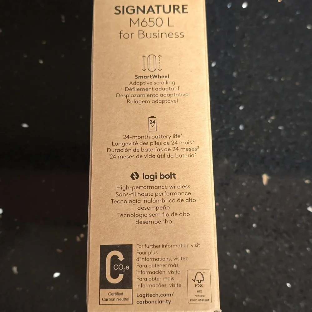 NIB. Logitech Signature M650 L Wireless Mouse - Black